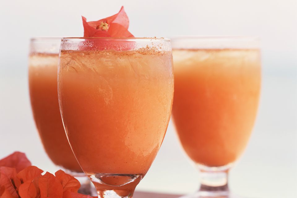 Image for unsobered listicle on frozen cocktails